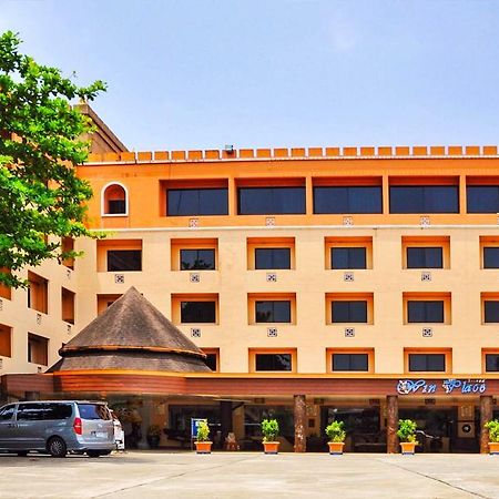 Win Place Hotel Chiang Mai Exterior foto