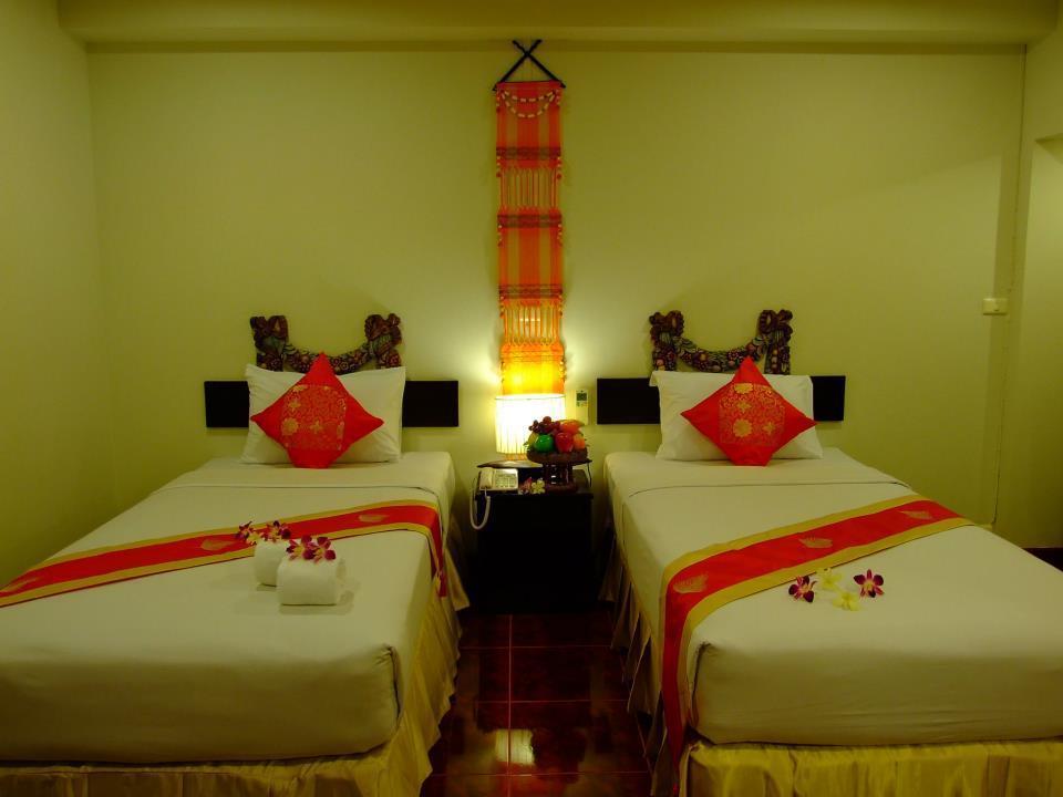 Win Place Hotel Chiang Mai Exterior foto
