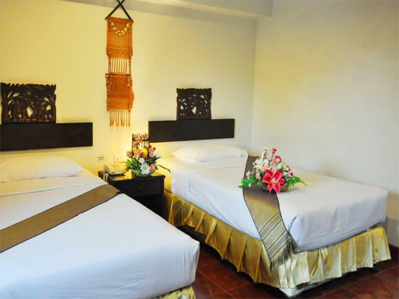 Win Place Hotel Chiang Mai Exterior foto
